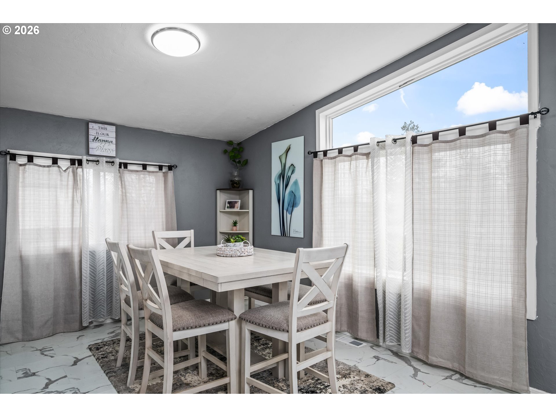 485 Scotts Glen Drive Springfield, OR 97477 - Photo 10 of 39 Dining Area