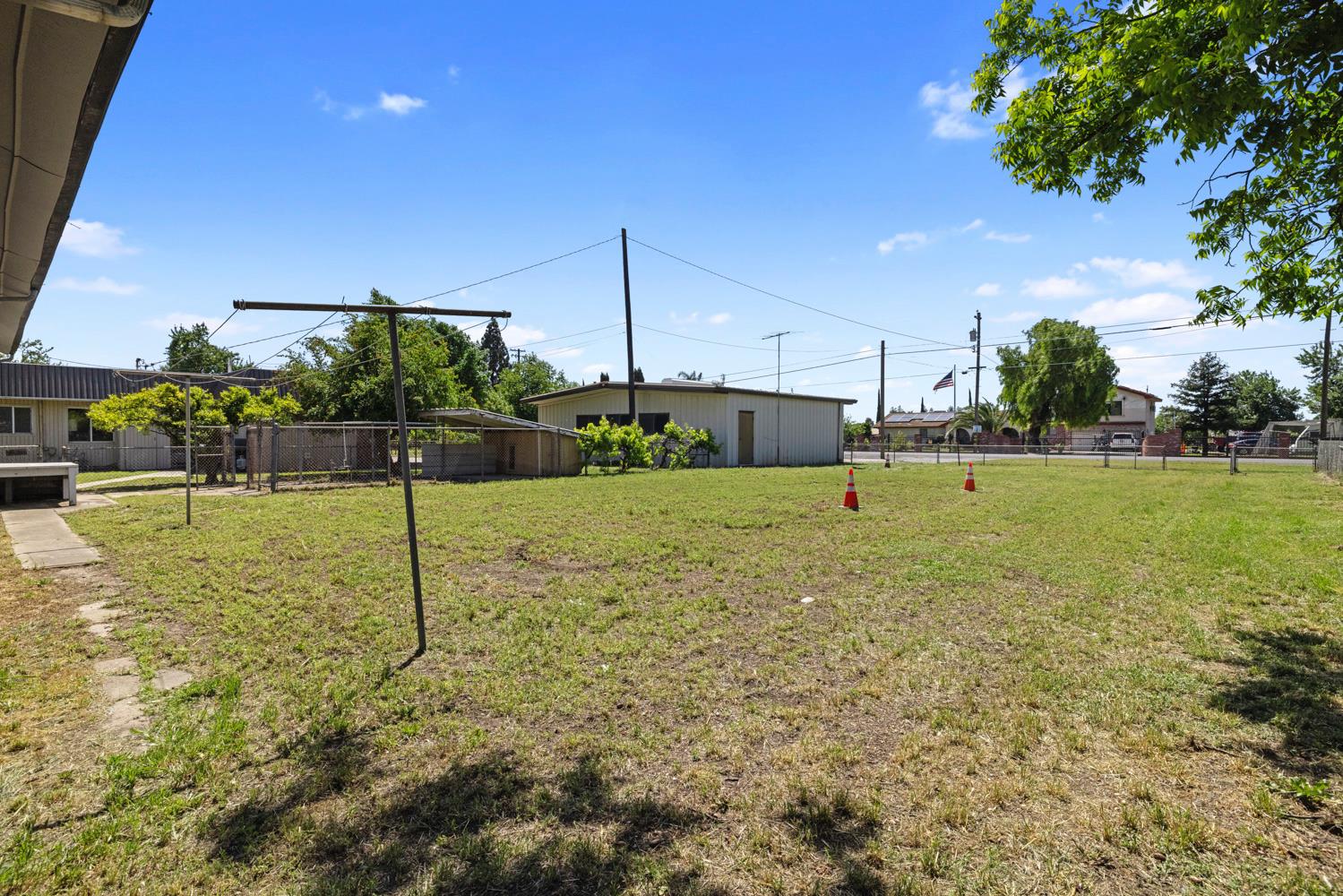 3824 Hubbard Road Stockton, CA 95215 - Photo 57 of 79 a view of a garden