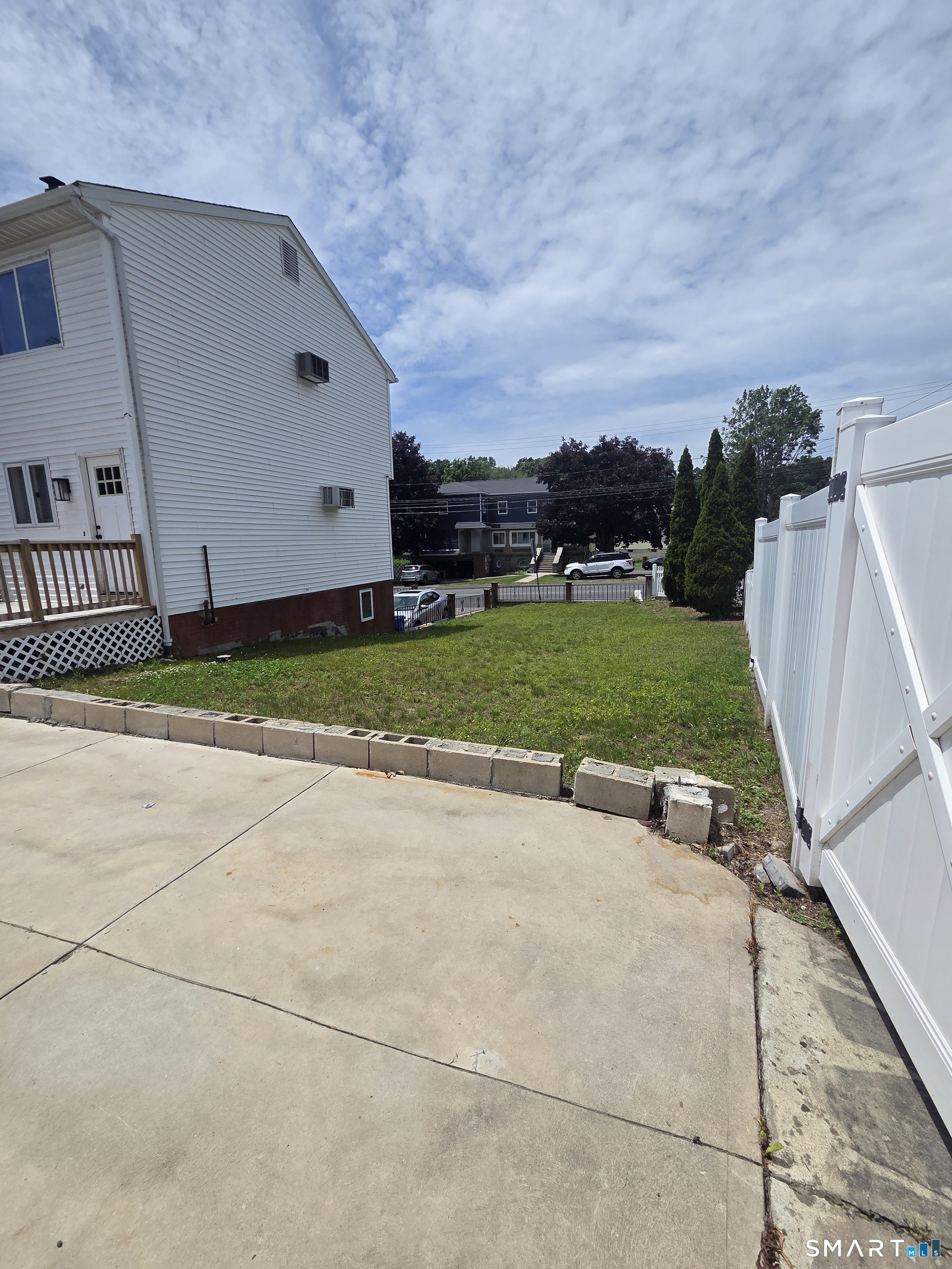 1101 Highland Avenue Waterbury, CT 06708 - Photo 19 of 20