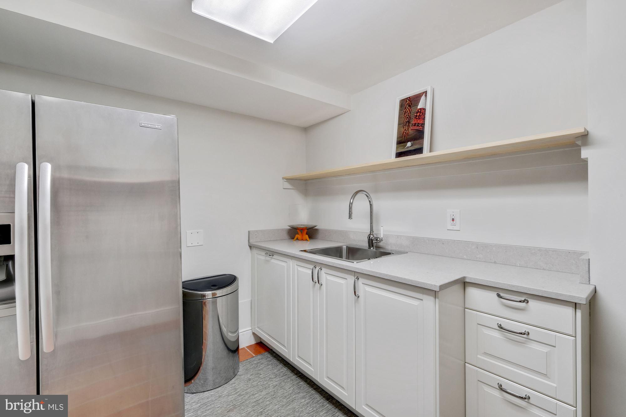 2810 R Street Northwest Washington, DC 20007 - Photo 27 of 30 Newly renovated kitchenette