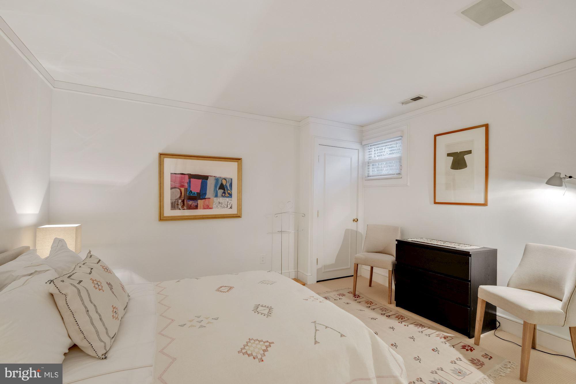 2810 R Street Northwest Washington, DC 20007 - Photo 28 of 30 Fourth bedroom with ensuite bath