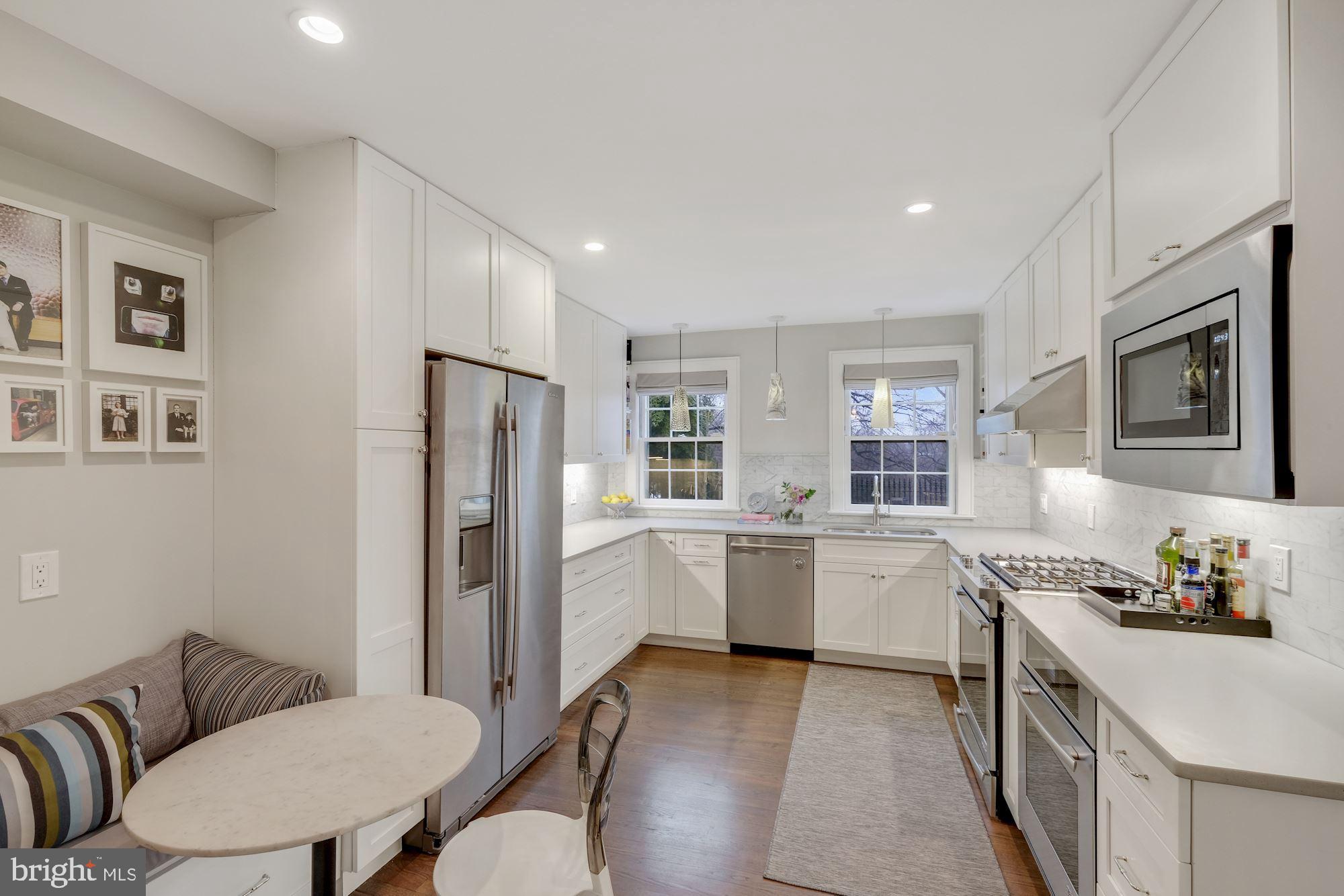 2810 R Street Northwest Washington, DC 20007 - Photo 7 of 30 Beautifully appointed kitchen with breakfast nook