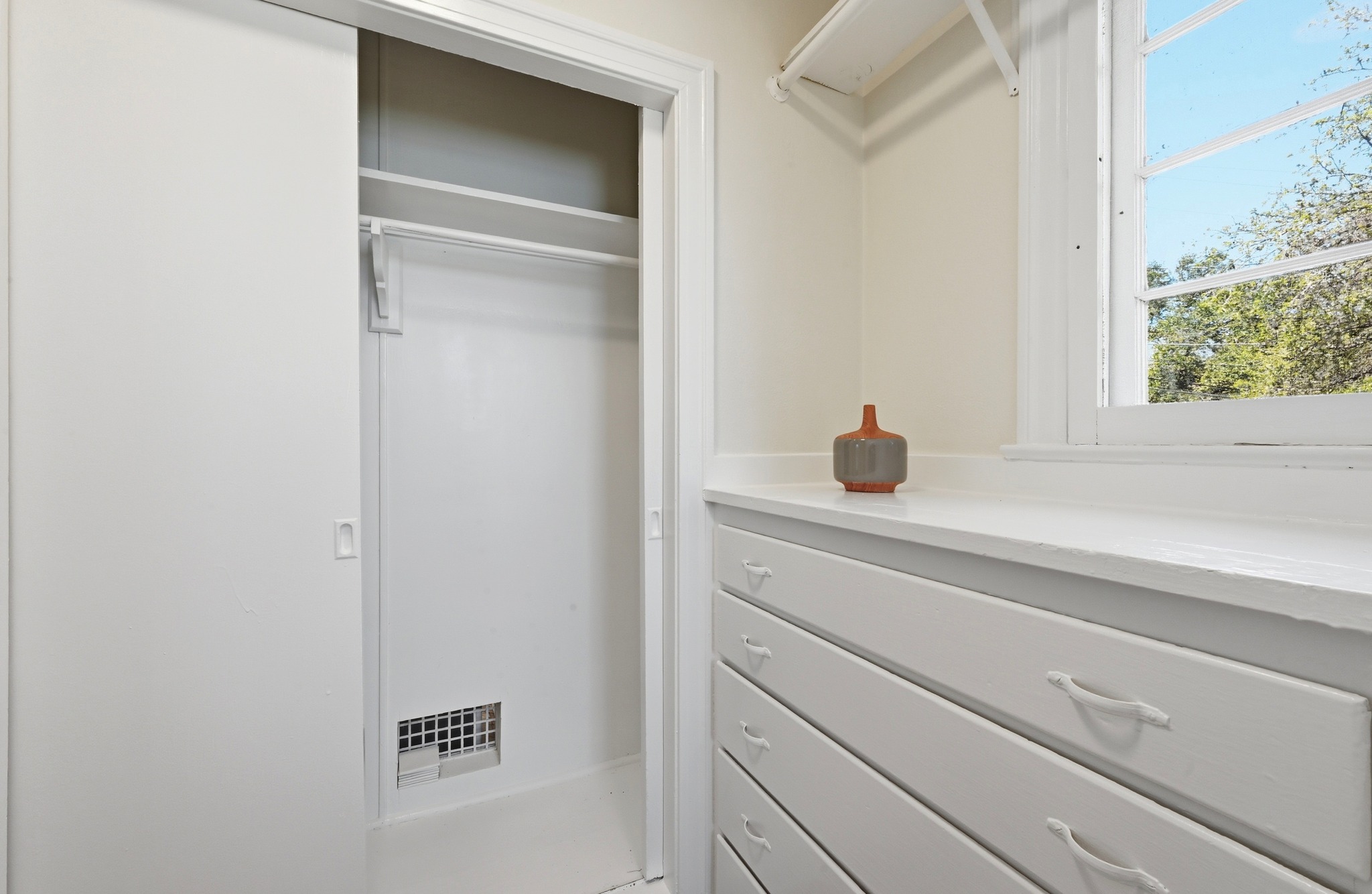 1403 Windsor Road, Unit A Austin, TX 78703 - Photo 12 of 18 a close view of closet