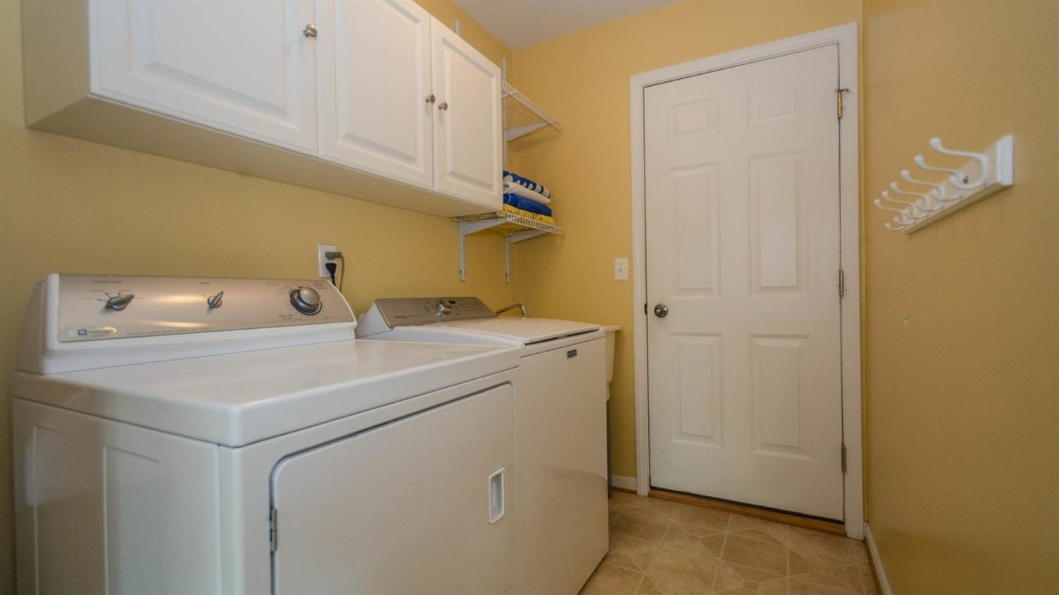 49130 Hawksburry Road Canton, MI 48188 - Photo 27 of 67 Photo 27