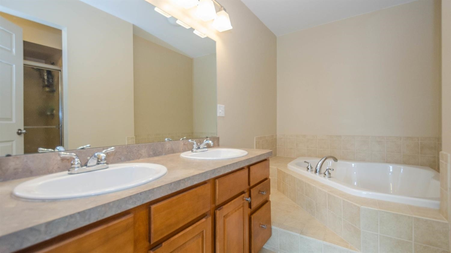 49130 Hawksburry Road Canton, MI 48188 - Photo 38 of 67 Photo 38