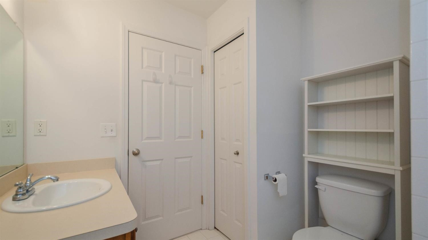 49130 Hawksburry Road Canton, MI 48188 - Photo 46 of 67 Photo 46