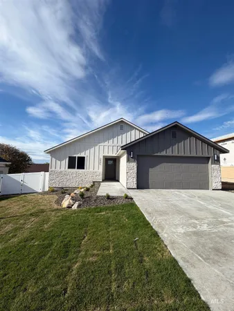 $369,000 | 2805 Cypress Pointe Avenue, Payette, ID 83661