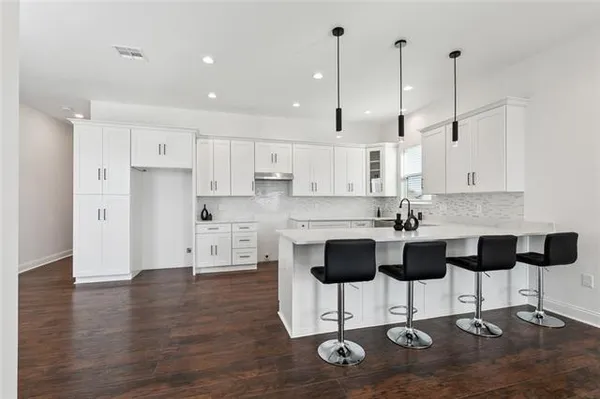 $305,000 | 3120 Live Oak Street, New Orleans, LA 70118