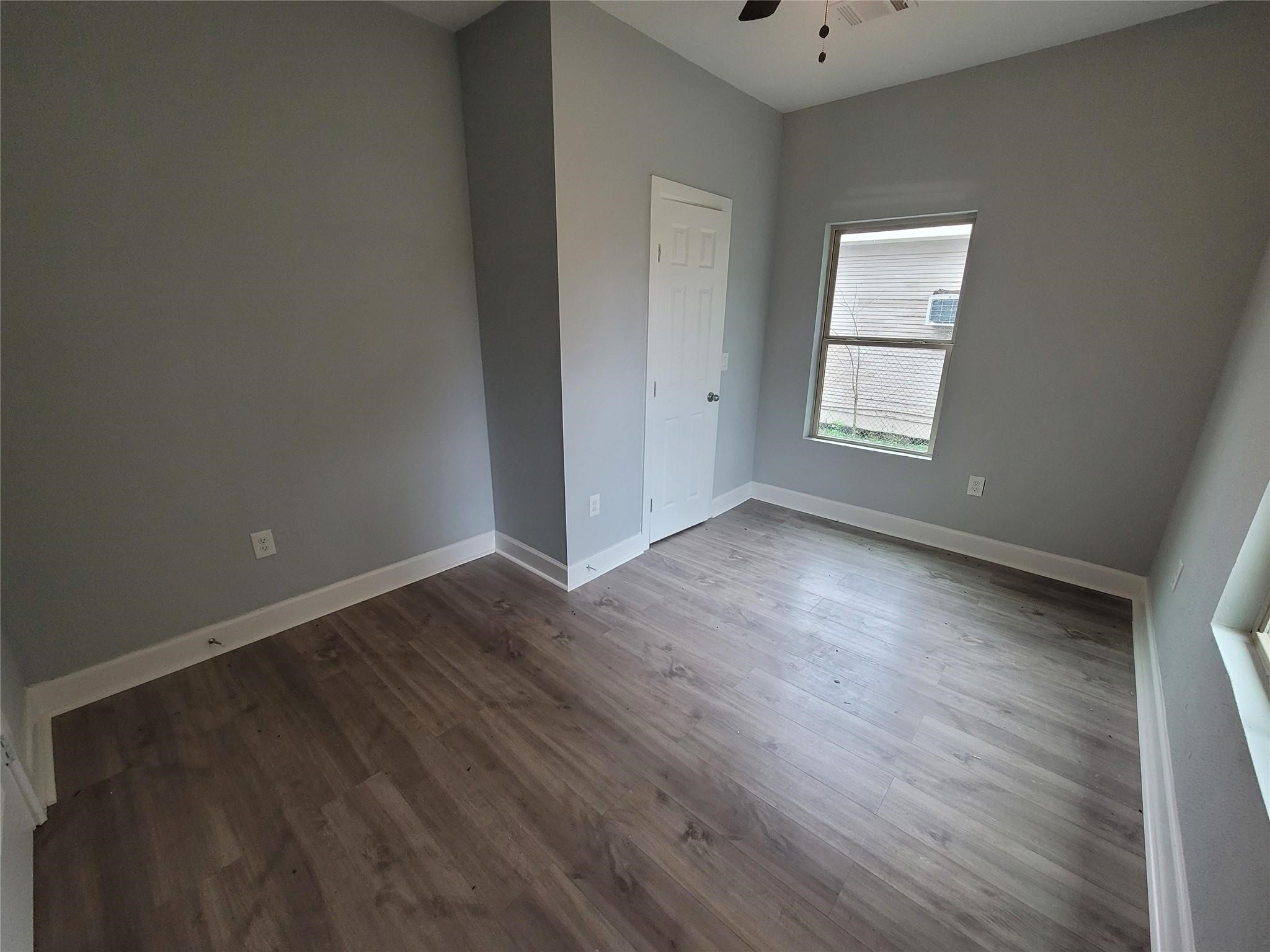 7033 Ave East Houston, TX 77011 - Photo 14 of 19