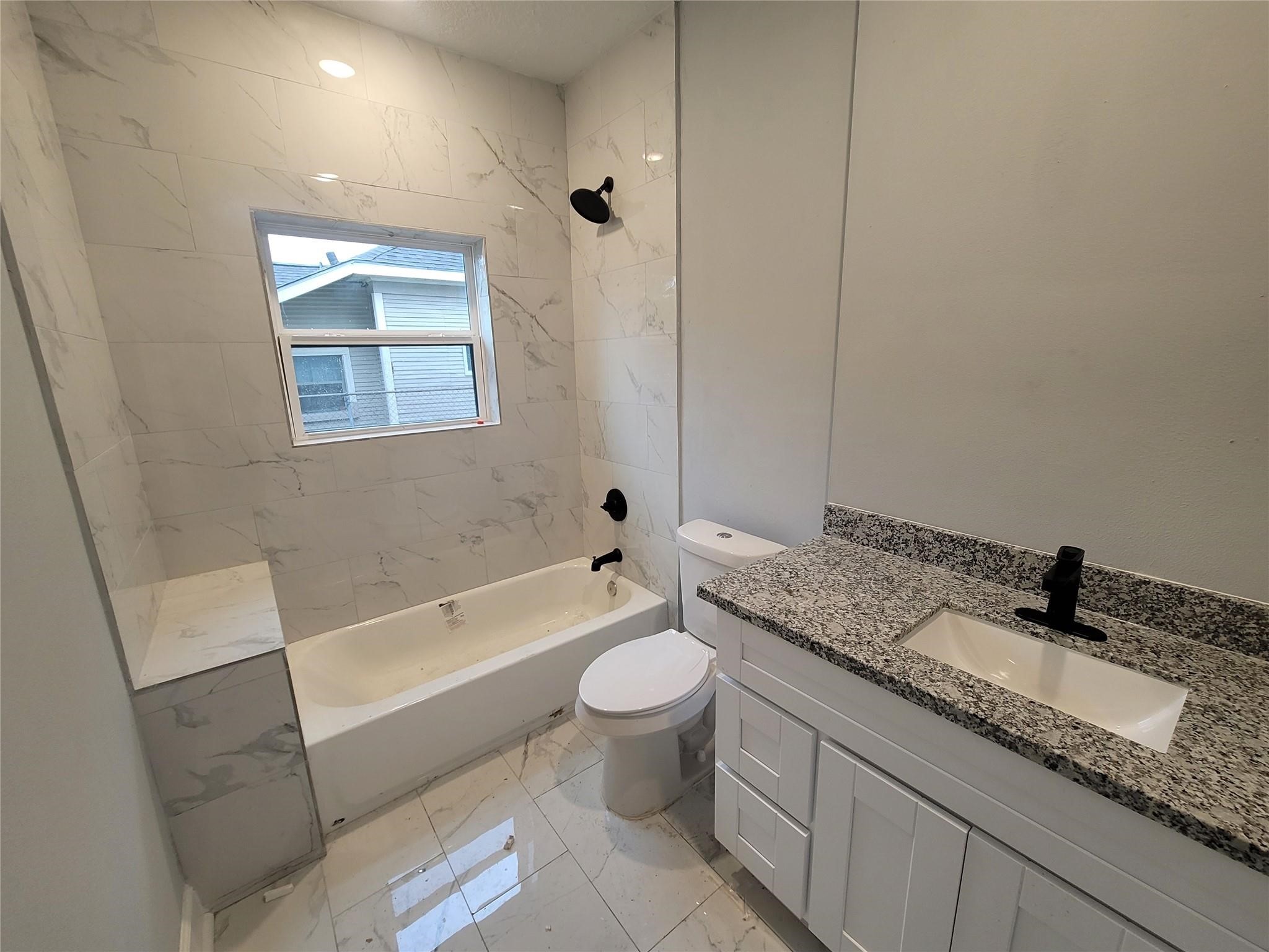 7033 Ave East Houston, TX 77011 - Photo 10 of 19