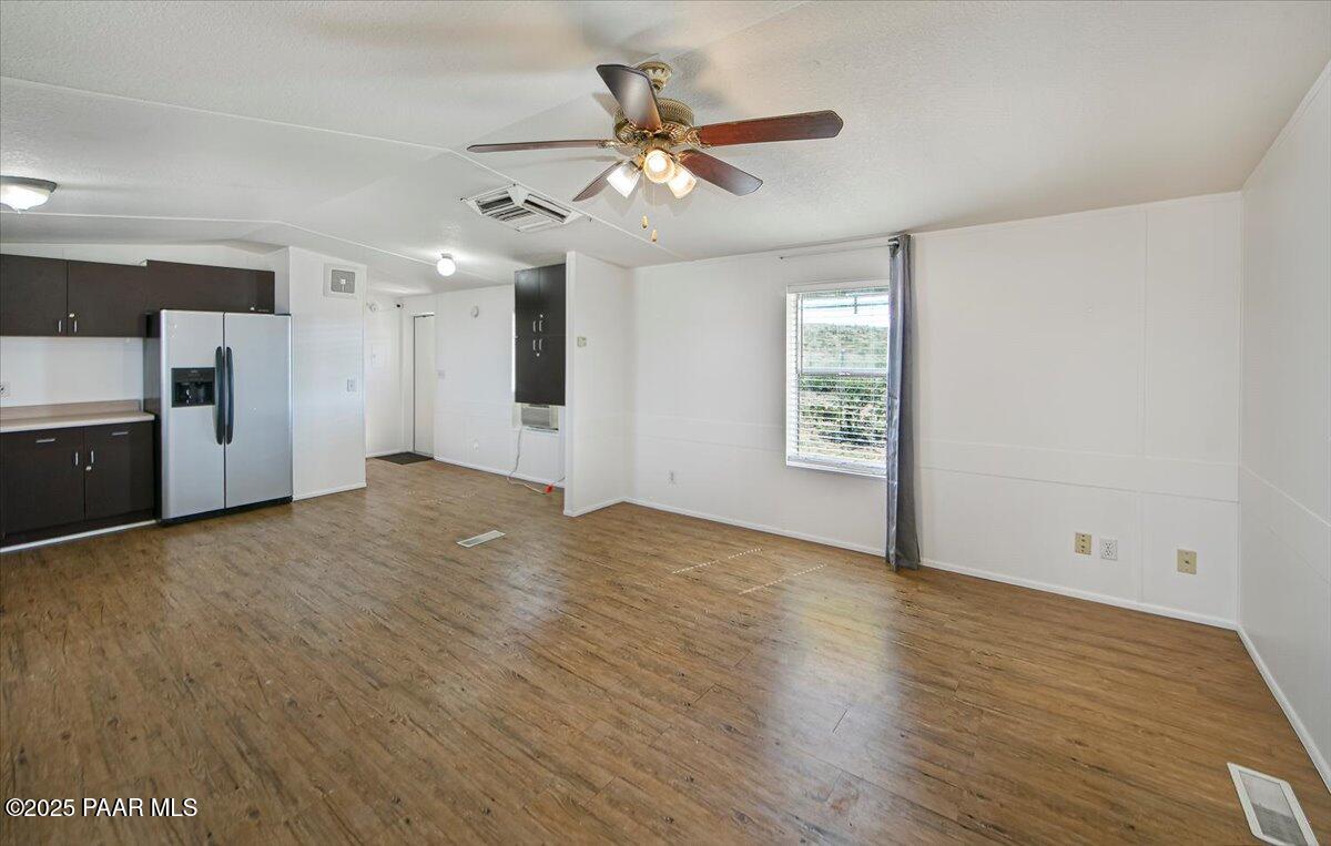 15339 South Rolling Ridge Drive Mayer, AZ 86333 - Photo 5 of 20 a view of an empty room with a window