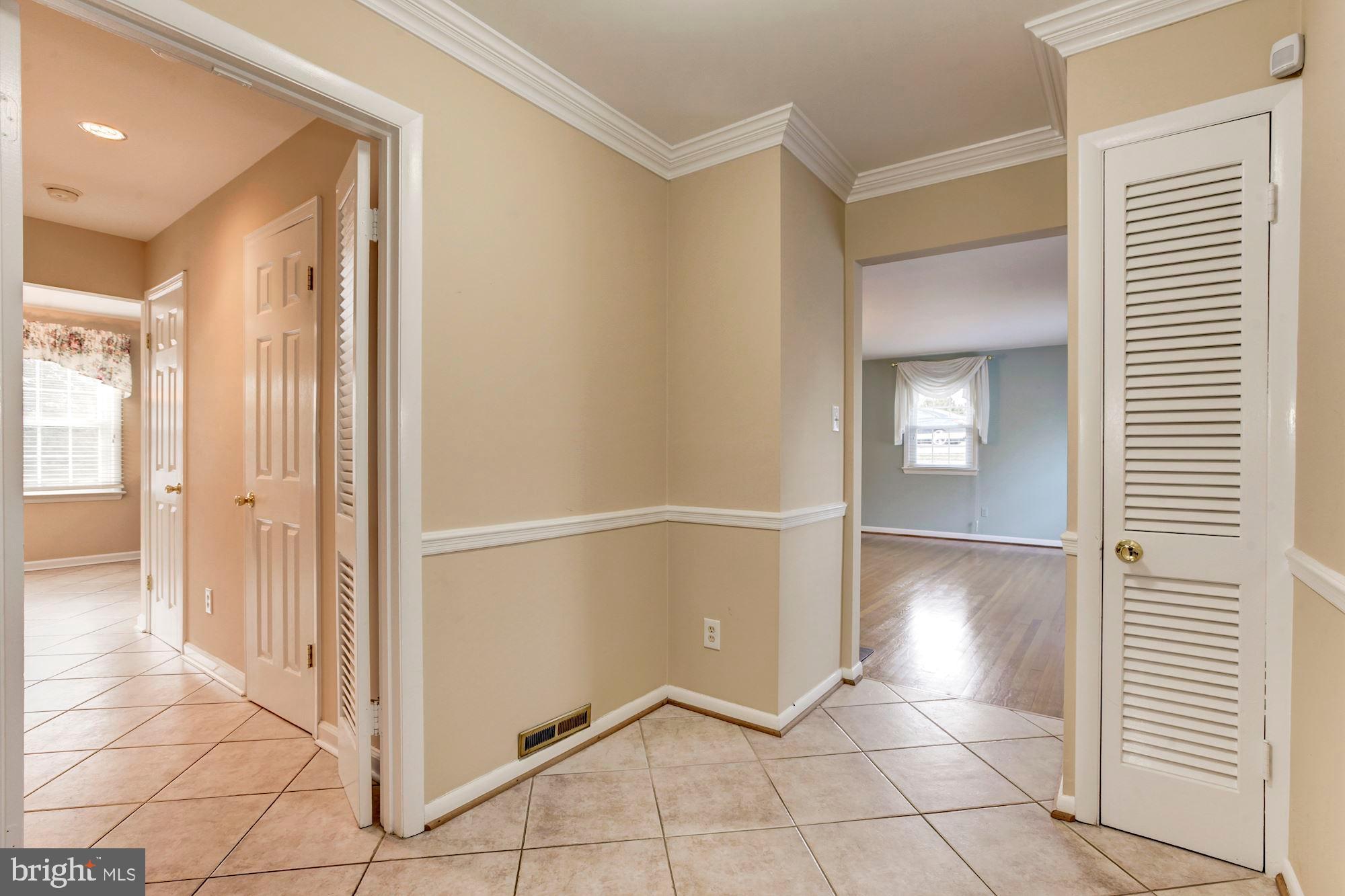 13200 Darnestown Road Gaithersburg, MD 20878 - Photo 5 of 49 Gallery Image 5