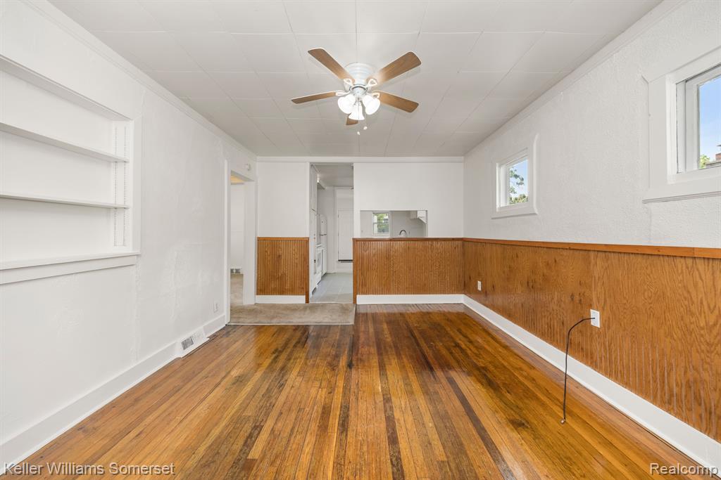 2115 Leitch Road Ferndale, MI 48220 - Photo 8 of 30