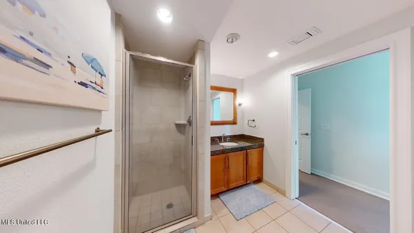 $2,650 | 2060 Beach Boulevard, Unit 701, Biloxi, MS 39531