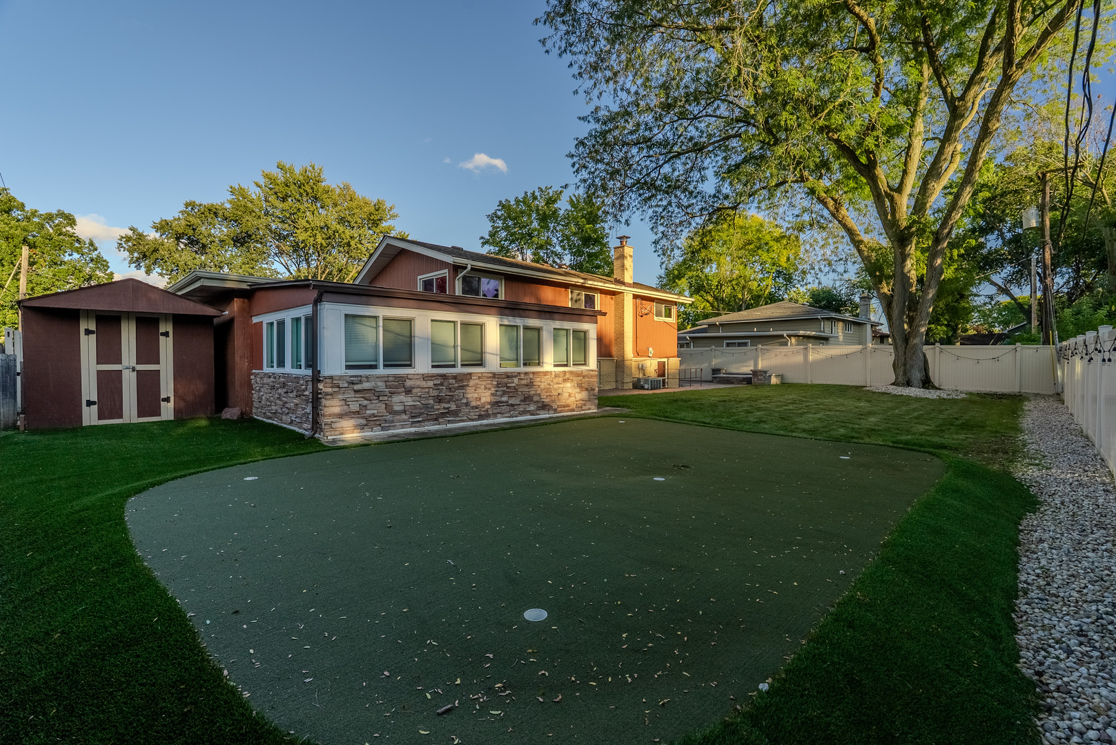 1116 North Westgate Road Mount Prospect, IL 60056 - Photo 2 of 29 Gallery Image 2