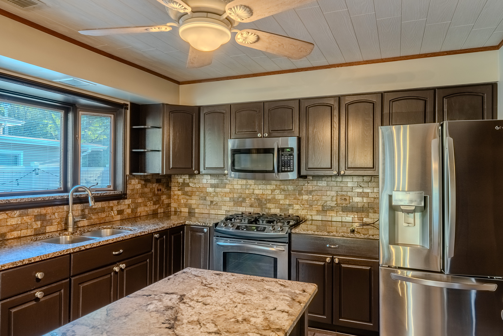 1116 North Westgate Road Mount Prospect, IL 60056 - Photo 7 of 29 Gallery Image 7
