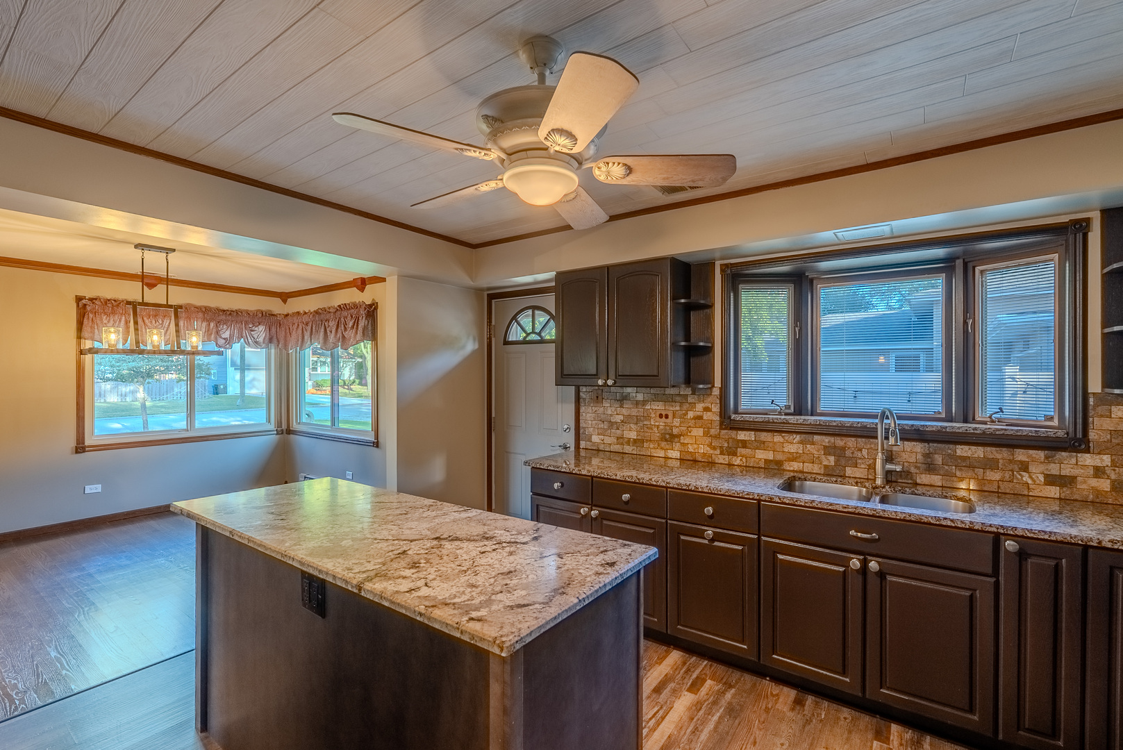 1116 North Westgate Road Mount Prospect, IL 60056 - Photo 8 of 29 Gallery Image 8