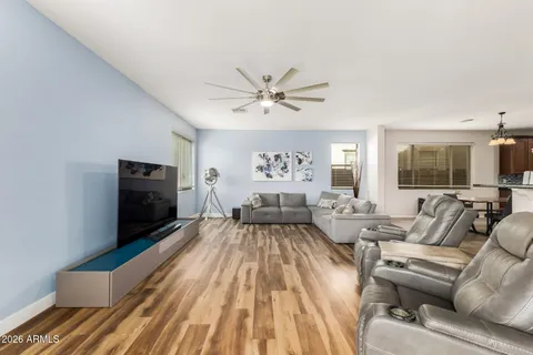 $749,900 | 2507 East Rustling Oaks Lane, Phoenix, AZ 85024