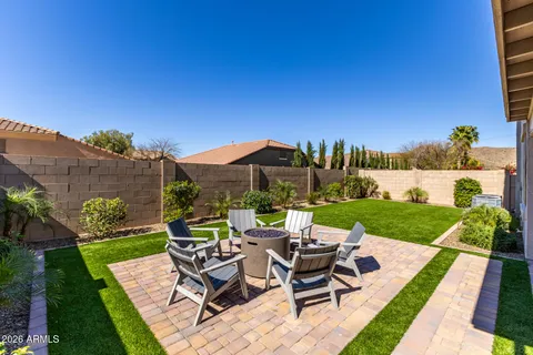 $749,900 | 2507 East Rustling Oaks Lane, Phoenix, AZ 85024