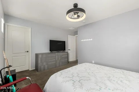 $749,900 | 2507 East Rustling Oaks Lane, Phoenix, AZ 85024