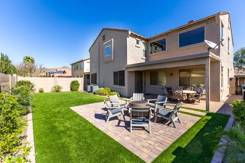 $749,900 | 2507 East Rustling Oaks Lane, Phoenix, AZ 85024