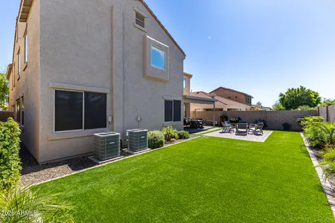 $749,900 | 2507 East Rustling Oaks Lane, Phoenix, AZ 85024