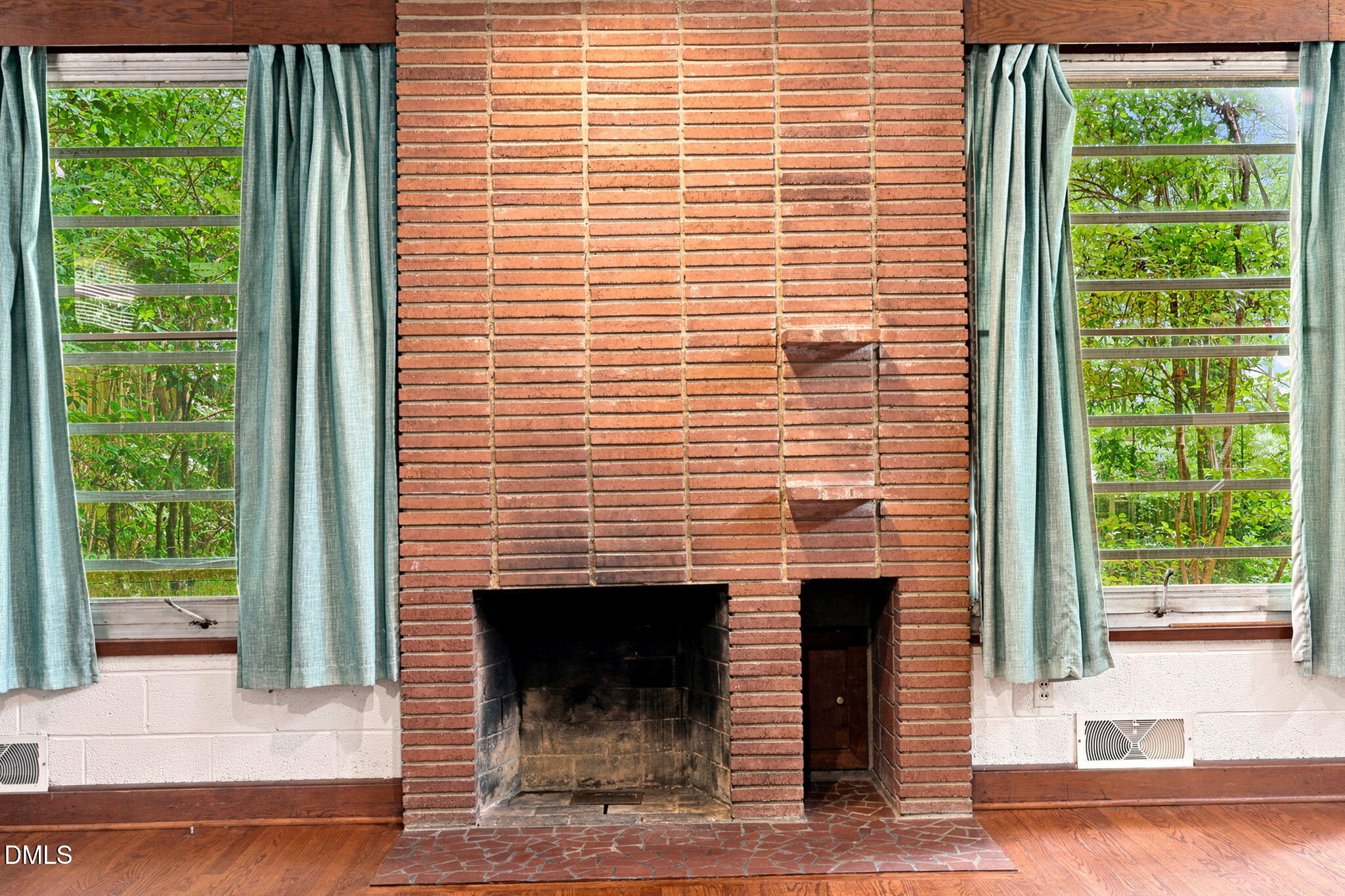 2205 Garden Place Raleigh, NC 27607 - Photo 14 of 44 Masonry fireplace
