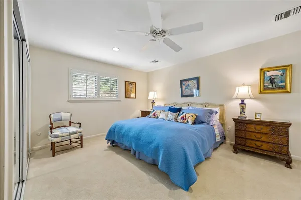 $519,000 | 307 Oarman Court, Houston, TX 77079
