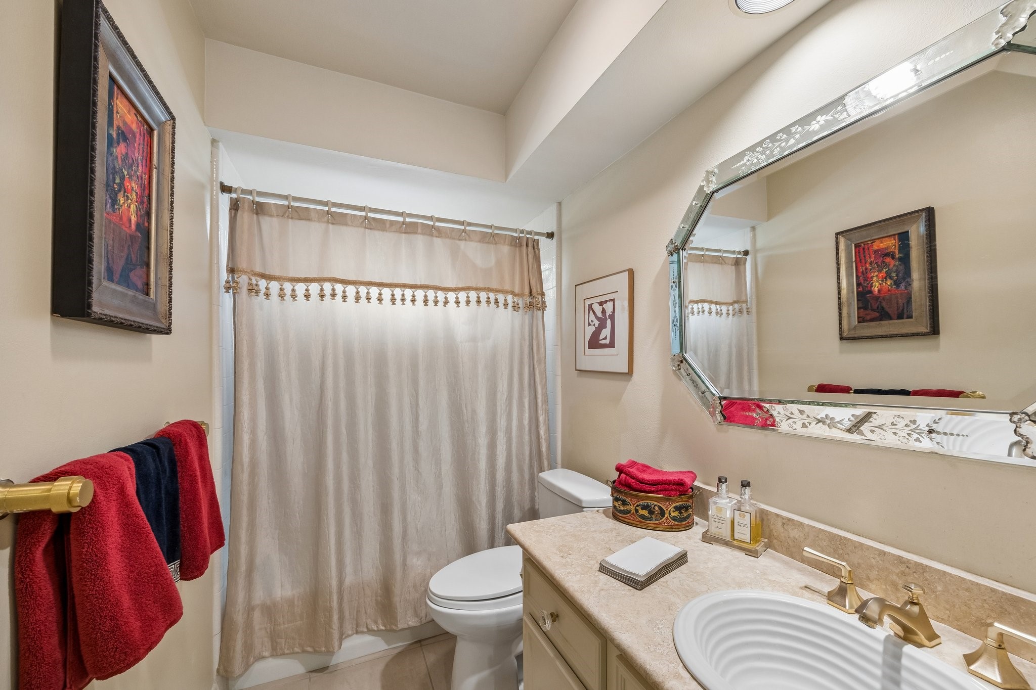 307 Oarman Court Houston, TX 77079 - Photo 28 of 38 a bathroom with a sink toilet and shower