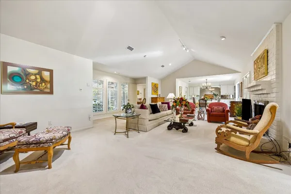 $519,000 | 307 Oarman Court, Houston, TX 77079