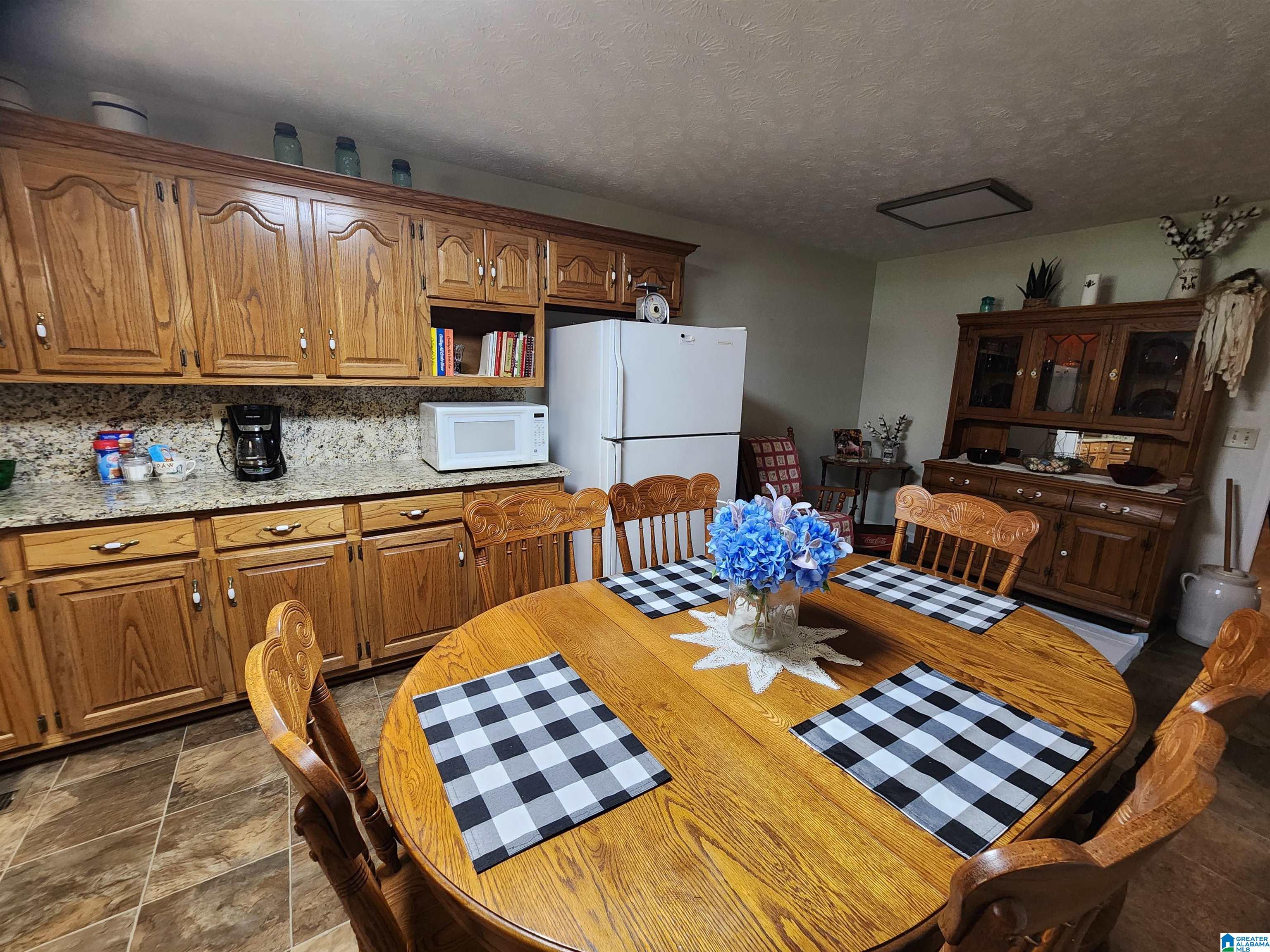 107 Sunny Eve Road Anniston, AL 36207 - Photo 13 of 26