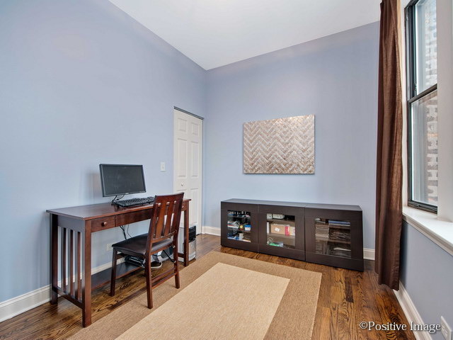 3142 West George Street, Unit C2 Chicago, IL 60618 - Photo 9 of 17