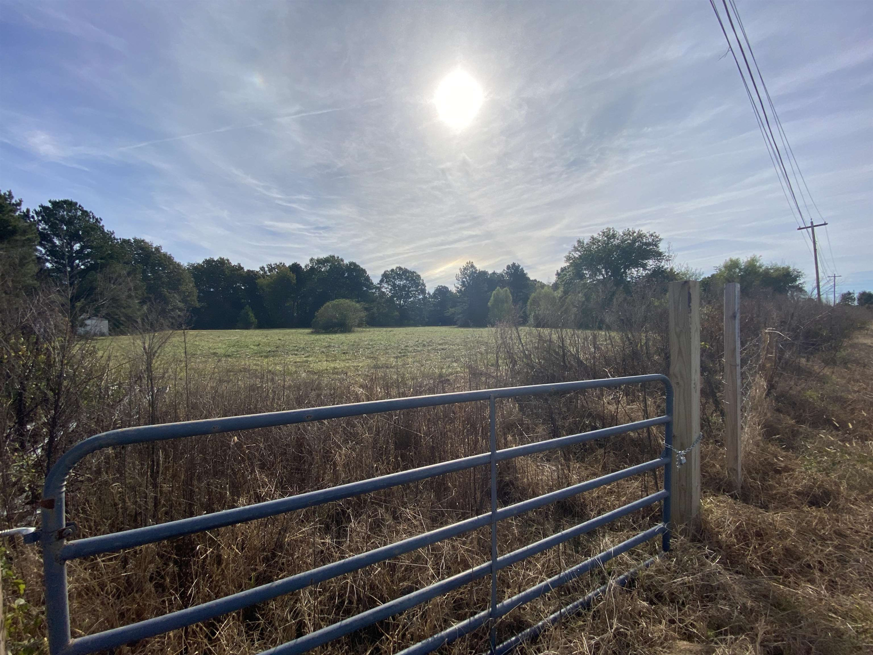 0 Westover Road Jackson, TN 38301 - Photo 2 of 12 a view of a tennis court