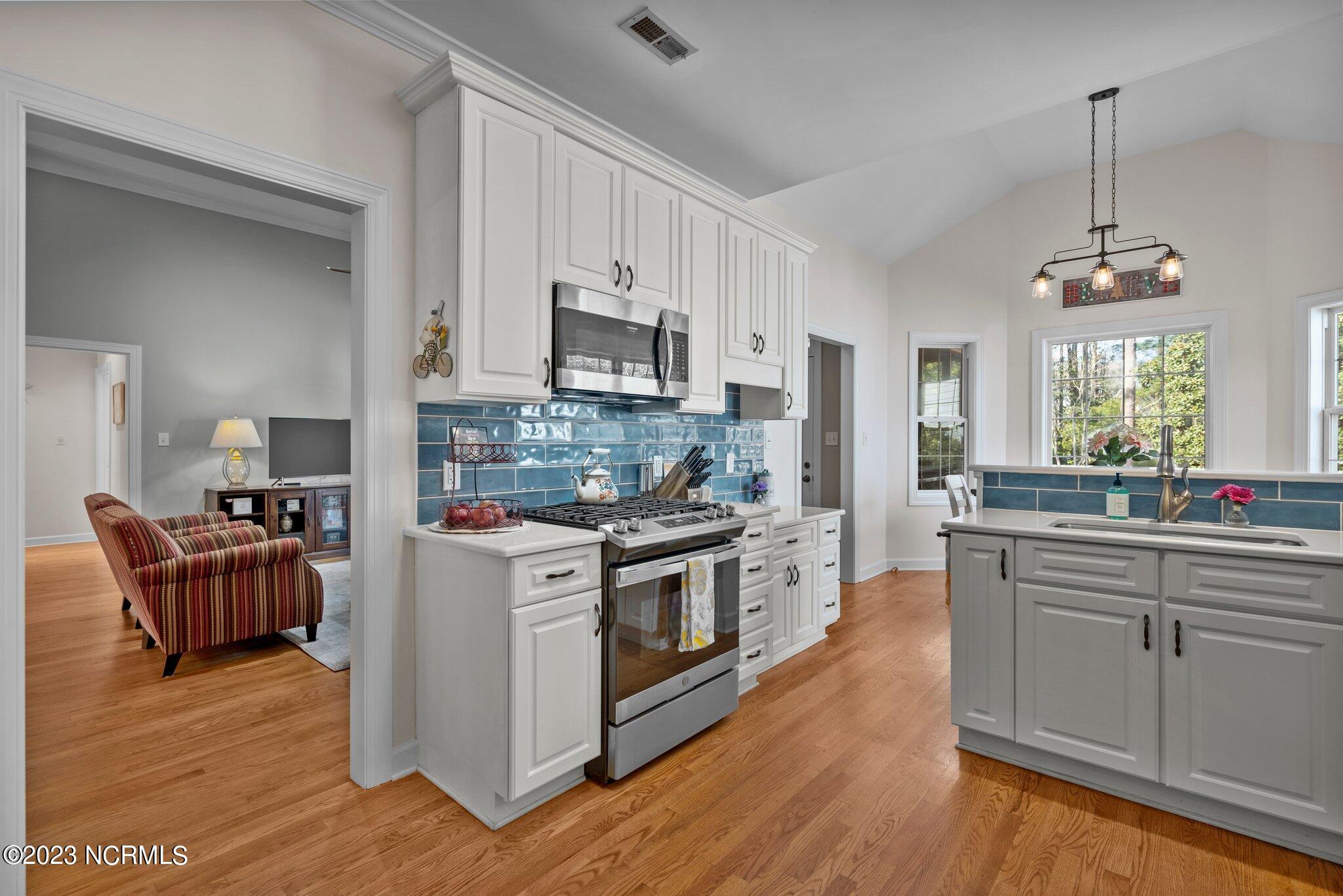 5503 Dunmore Road Wilmington, NC 28409 - Photo 11 of 50 28-web-or-mls-DSC08343