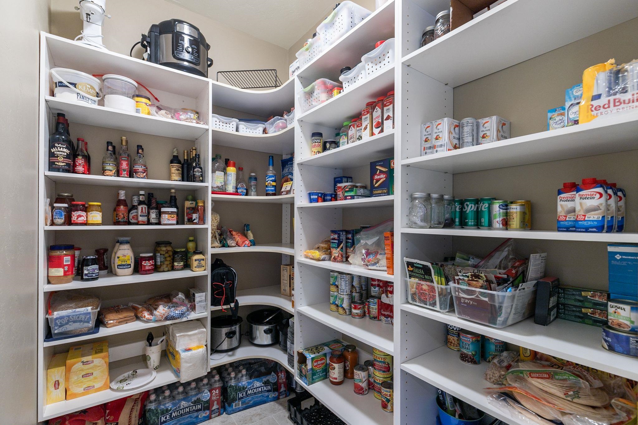 3086 Buttercup Road Neenah, WI 54956 - Photo 16 of 60