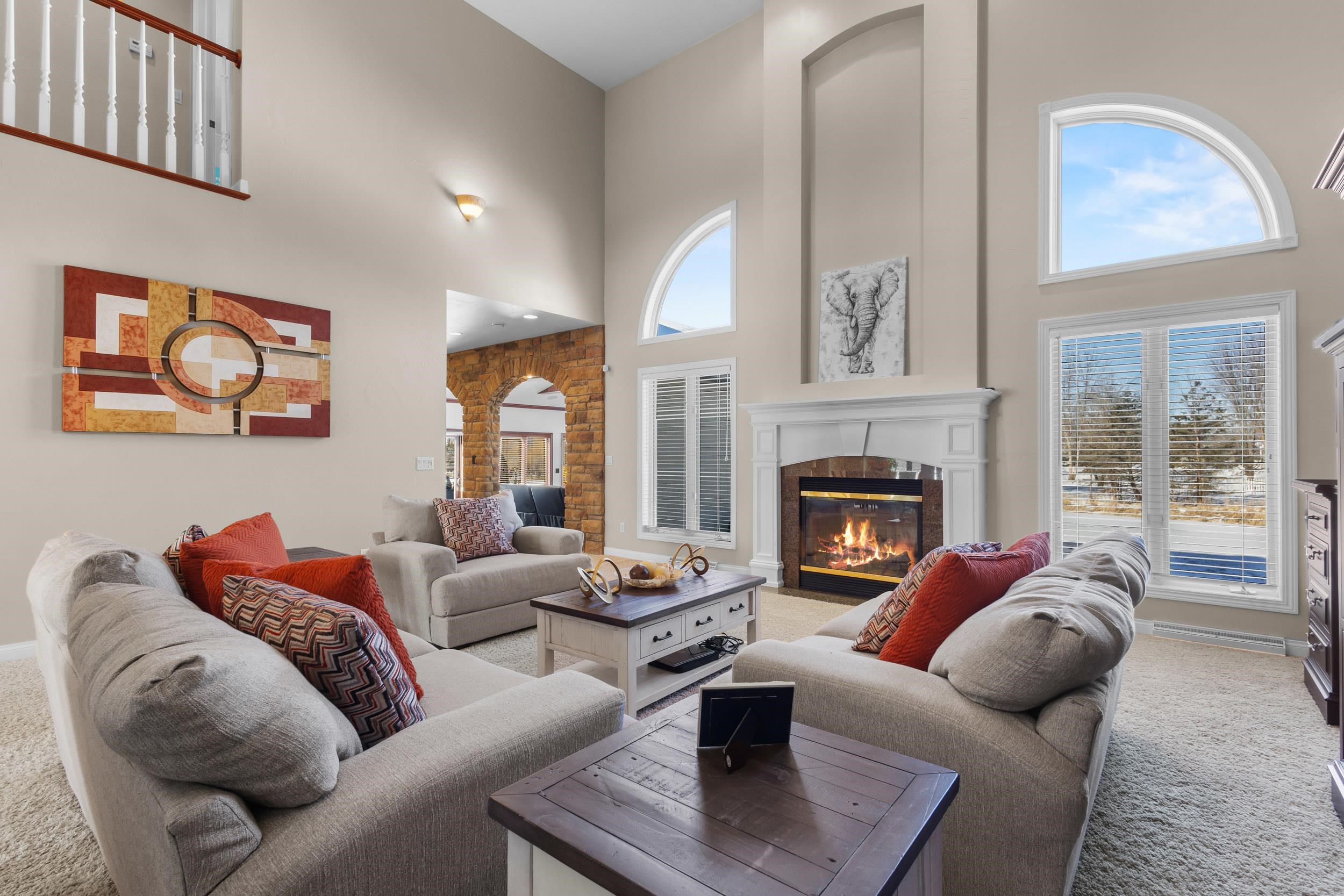 3086 Buttercup Road Neenah, WI 54956 - Photo 4 of 60