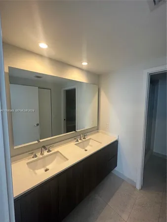 $3,500 | 488 Northeast 18th Street, Unit 2005, Miami, FL 33132