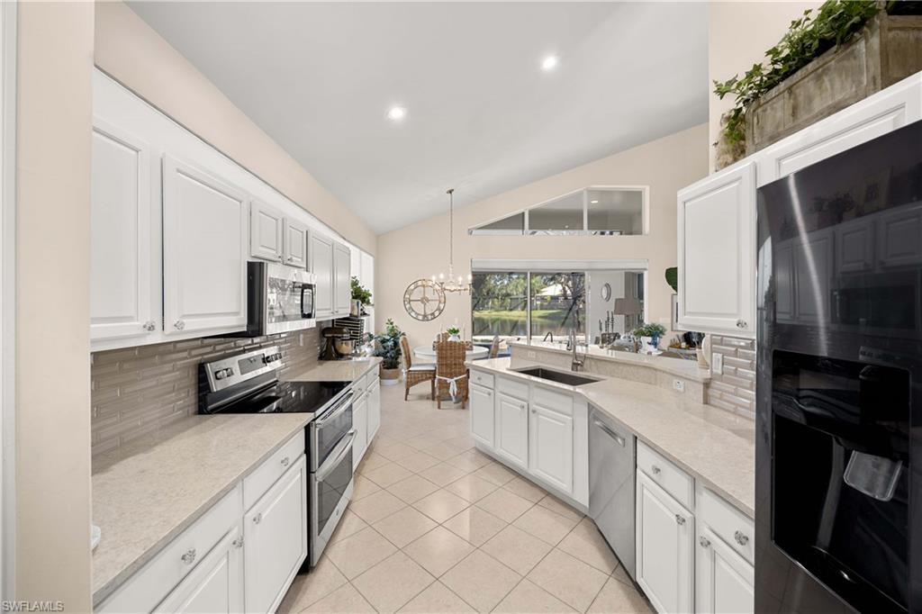 1917 Timarron Way Naples, FL 34109 - Photo 16 of 50