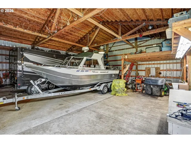 $875,000 | 47364 East Lyons Mill City Drive, Lyons, OR 97358