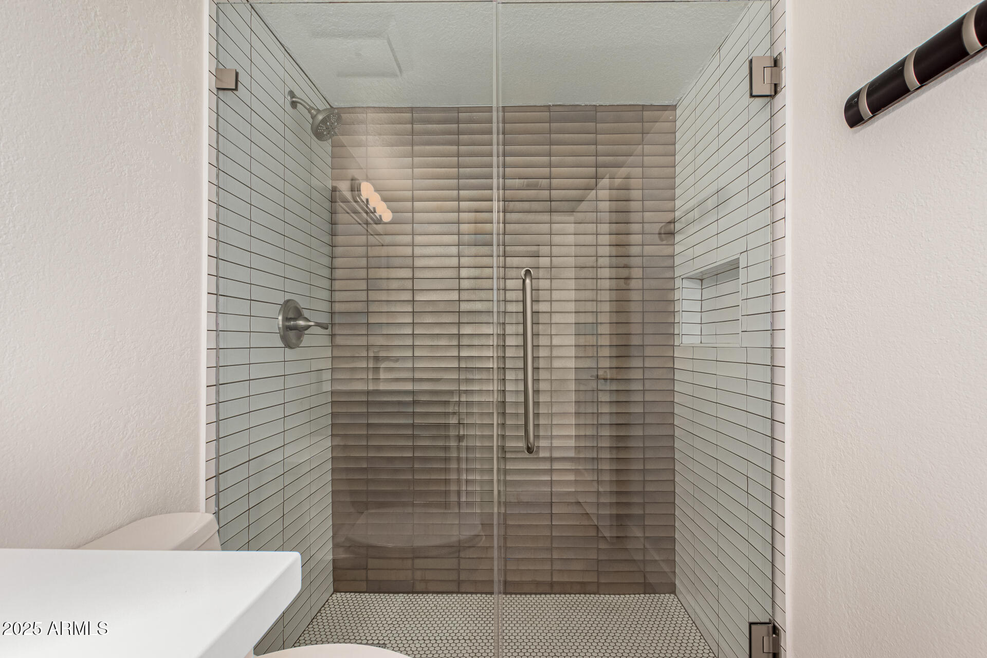 1720 East Thunderbird Road, Unit 2044 Phoenix, AZ 85022 - Photo 10 of 22 a bathroom with a shower