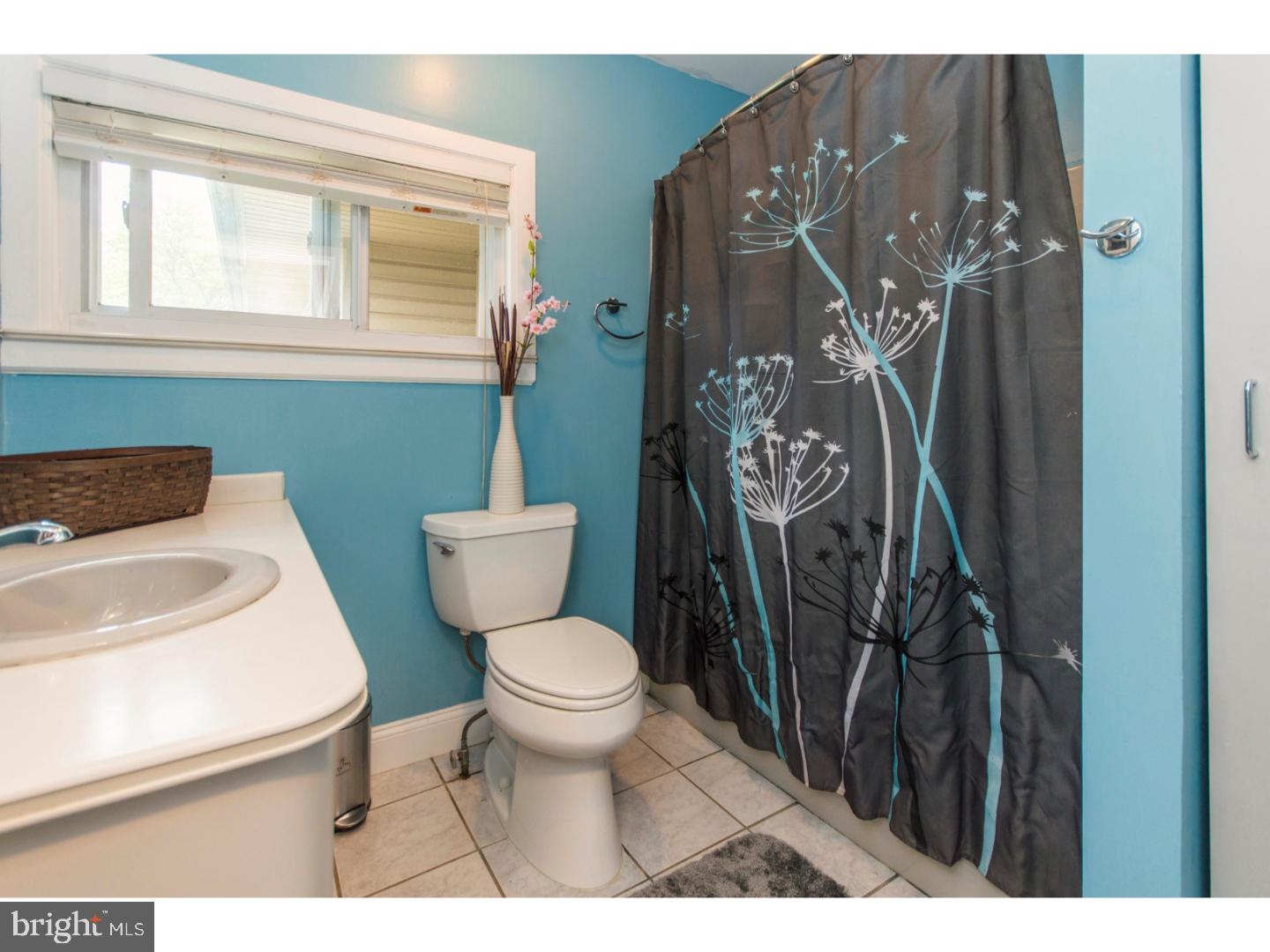 51 Oldbrook Road Levittown, PA 19057 - Photo 19 of 25 Gallery Image 19