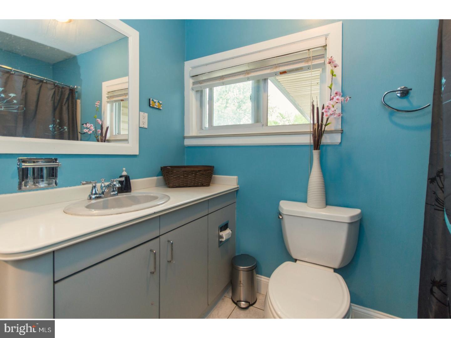 51 Oldbrook Road Levittown, PA 19057 - Photo 20 of 25 Gallery Image 20