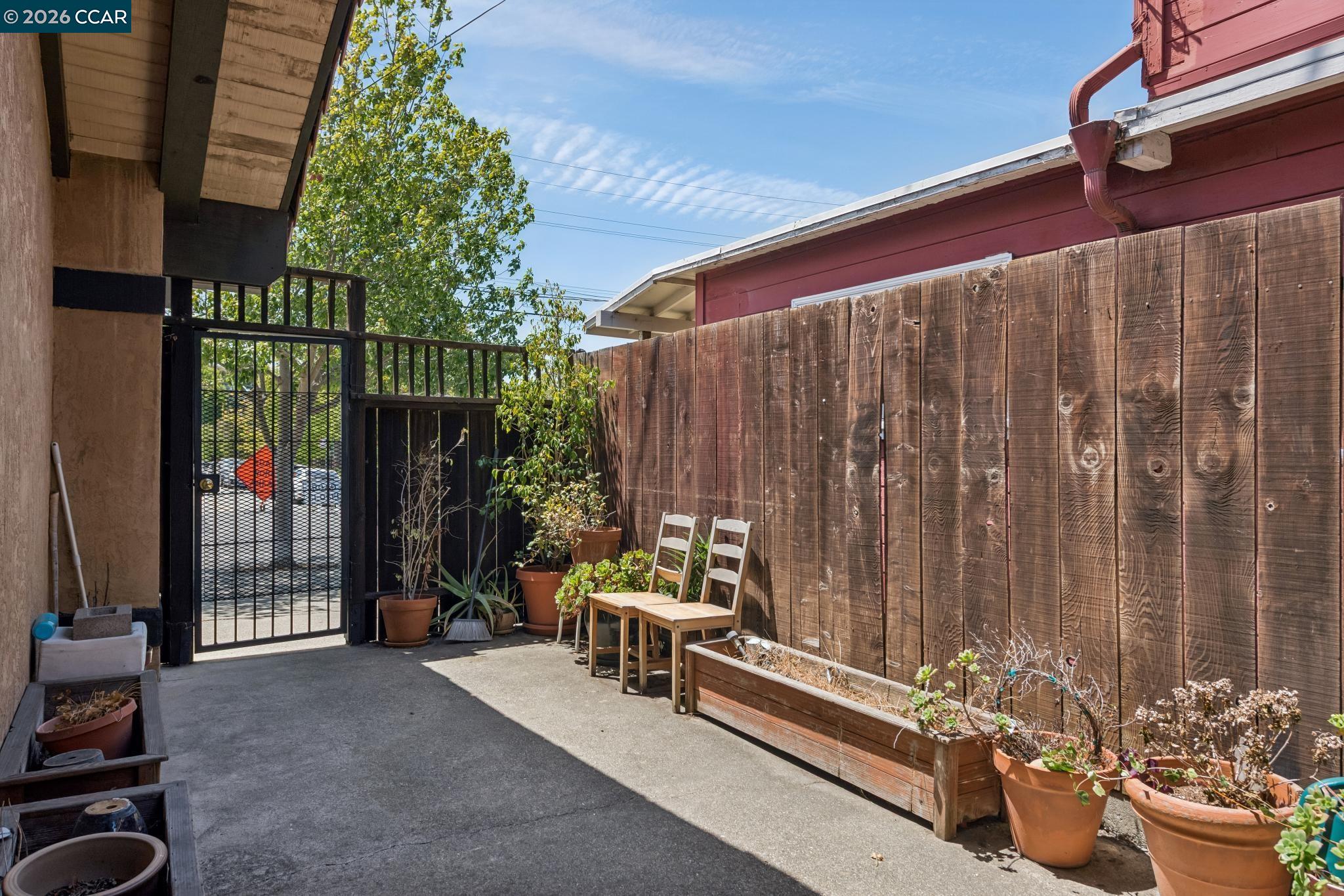 1242 Hopkins Street Berkeley, CA 94702 - Photo 63 of 84