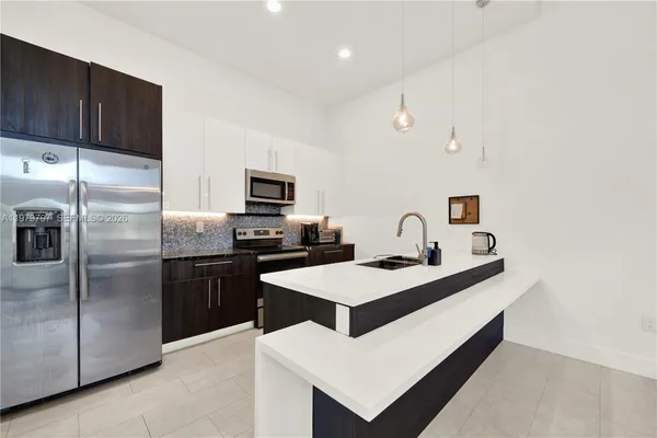 $3,500 | 4441 Northwest 9th Street, Plantation, FL 33317