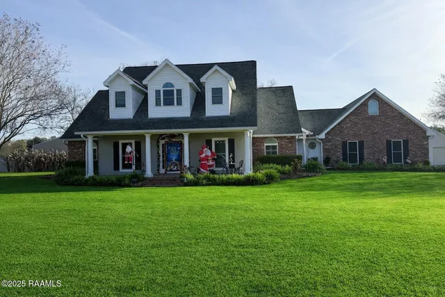 $440,000 | 314 Fort Hamilton Drive, Opelousas, LA 70570