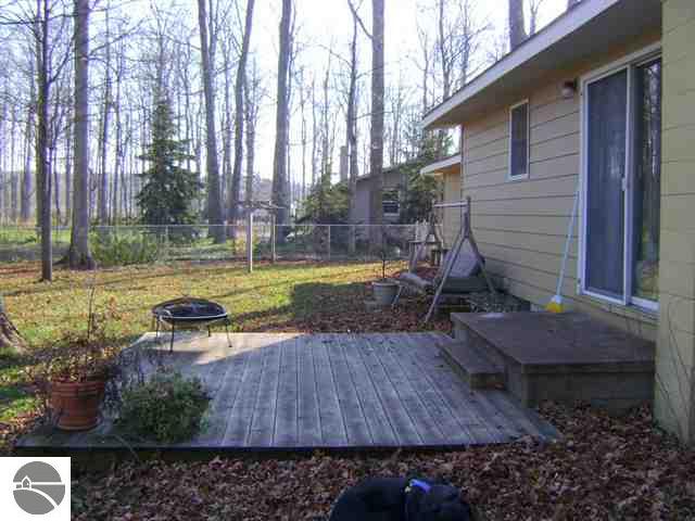 5652 Goodrick Road Traverse City, MI 49684 - Photo 7 of 23 1725382-6.JPG