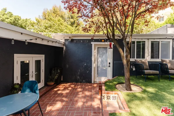 $1,598,000 | 8404 Kirkwood Drive, Los Angeles, CA 90046