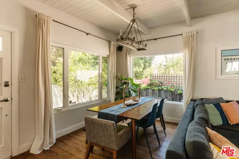 $1,598,000 | 8404 Kirkwood Drive, Los Angeles, CA 90046