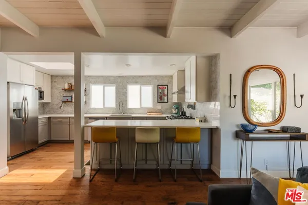 $1,598,000 | 8404 Kirkwood Drive, Los Angeles, CA 90046