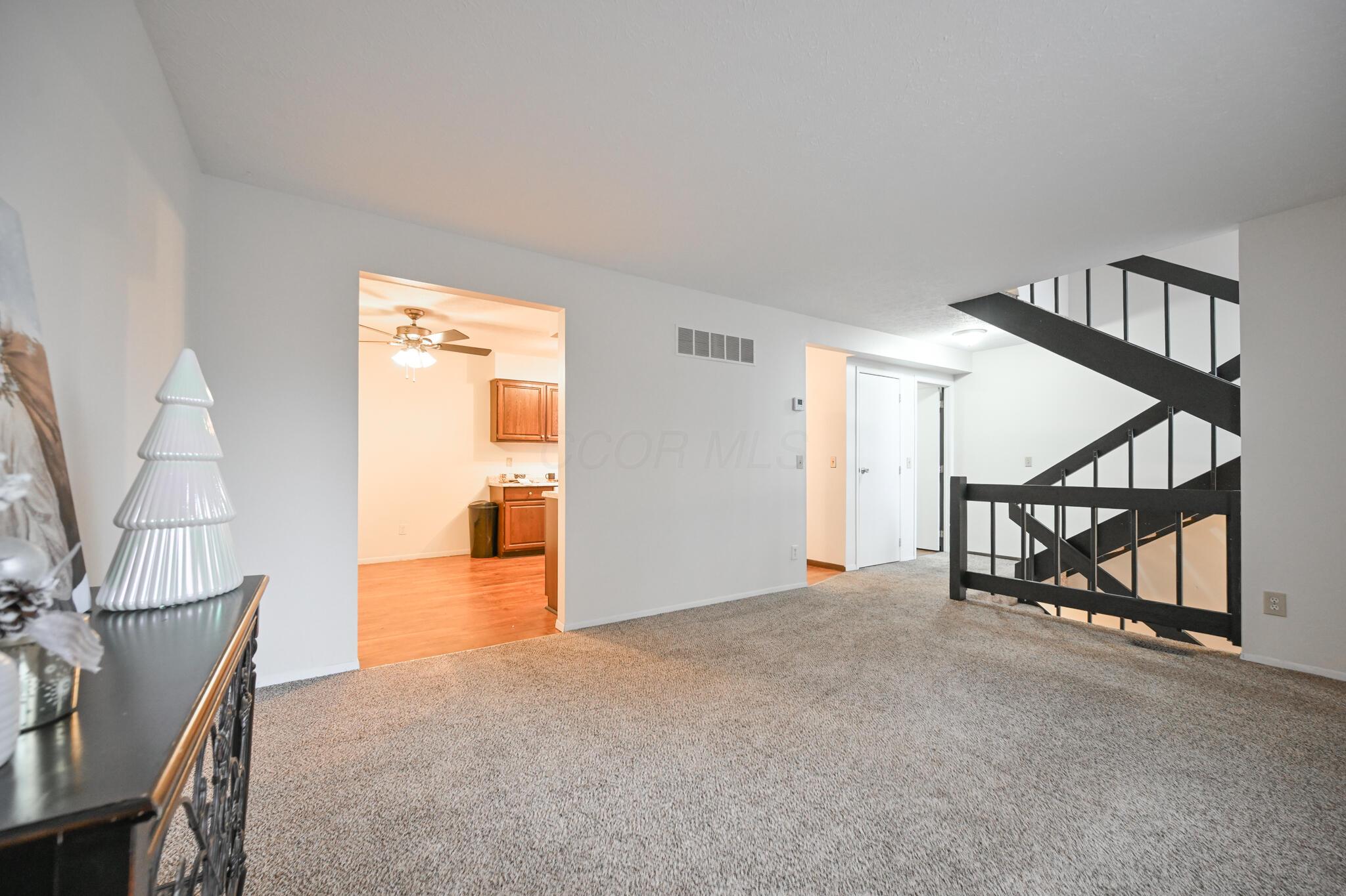 2159 Olympic Street Springfield, OH 45503 - Photo 10 of 37 20251124-2159 Olympic-0010